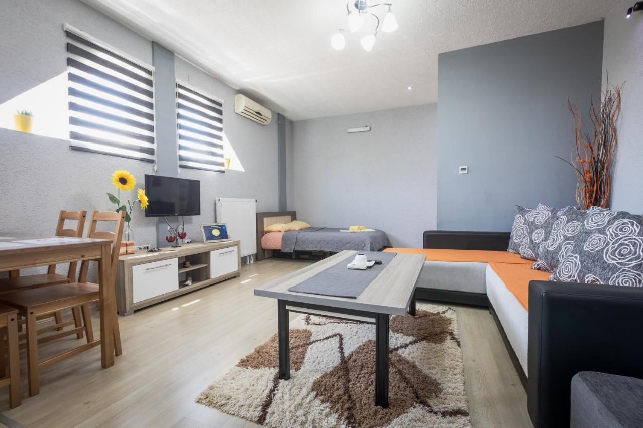 G Apartments Gewgelija Zewnętrze zdjęcie